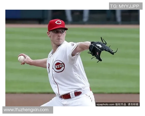 红人队挑战职业队的精彩对决谁将成为最终的胜者